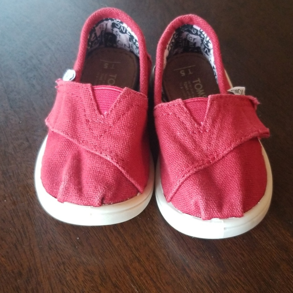 Red Toms